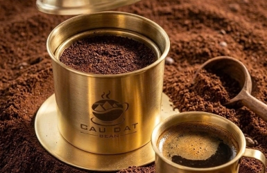 Vietnamese Phin Coffee – A Slow Brewing Experience from Da Lat