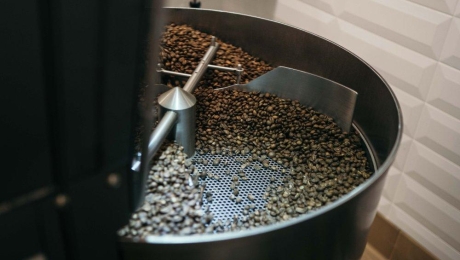 Why Do Coffee Beans Crack During Roasting? First Crack & Second Crack