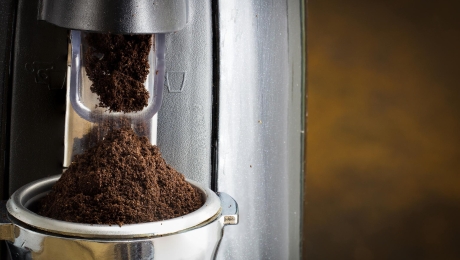 Coffee Grind Size Guide: How to Choose the Right Grind
