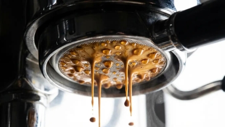 What Is Coffee Channeling? Why Uneven Water Flow Changes Your Espresso