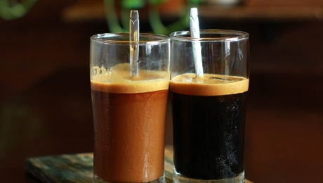 Best Coffee for Milk vs Black Coffee | What Should You Choose?