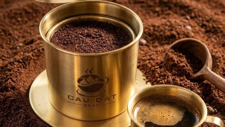 Vietnamese Phin Coffee – A Slow Brewing Experience from Da Lat